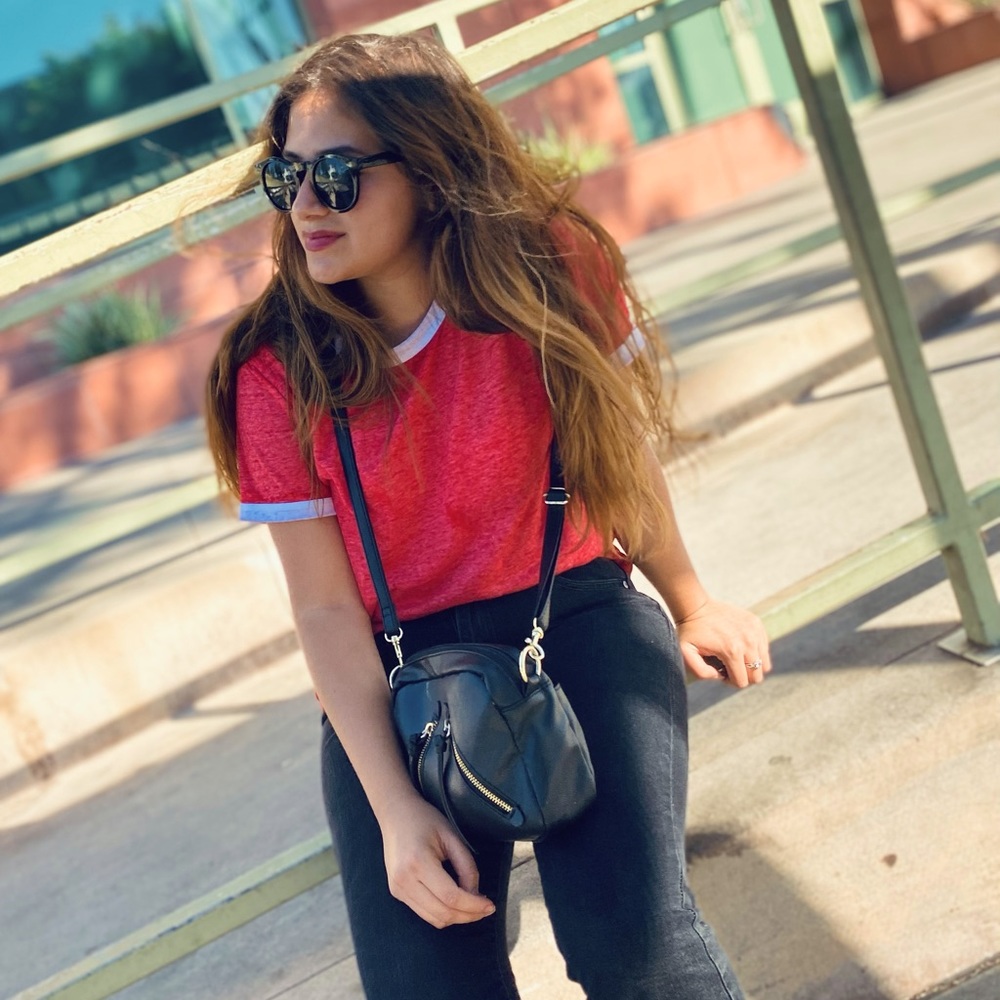 Meet your Posher, Kelly